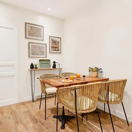 Beautiful Flat With Ac For 4 Pax - Opera Apartment