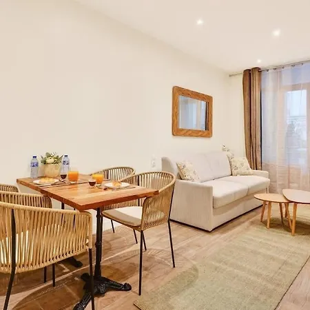 Beautiful Flat With Ac For 4 Pax - Opera Apartment *